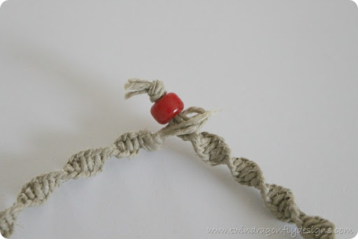 Super Hero Hemp Necklace ~ Tutorial