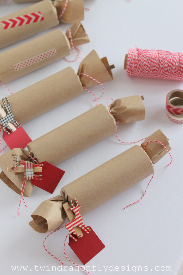 Easy DIY Holiday Cracker Craft