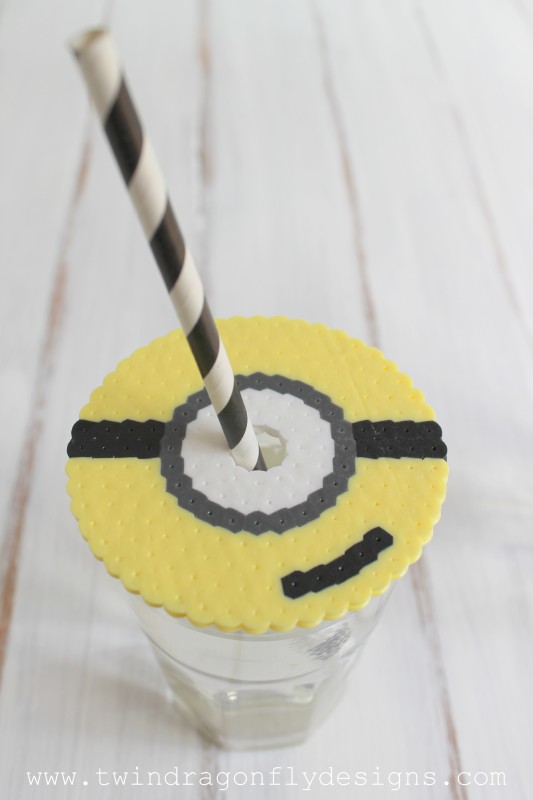 Perler Bead Minion Cup Cover Perler Bead Minion Cup Cover
