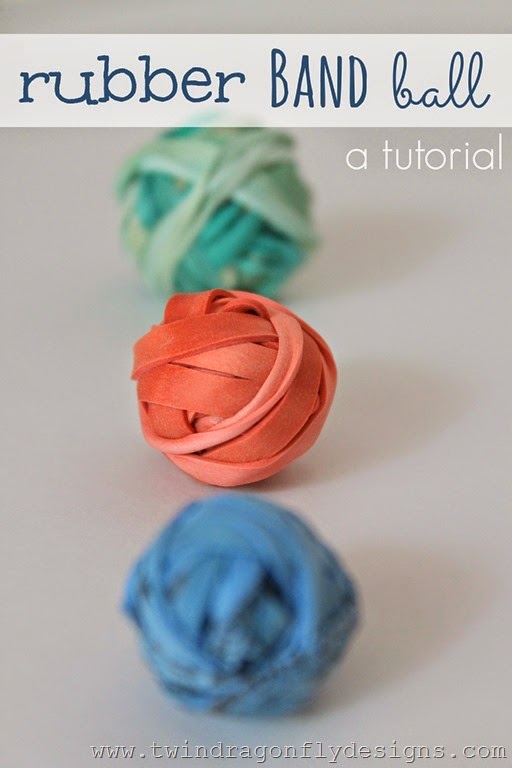 20+ Sensory Crafts for Kids Three small balls made with rubber bands.
