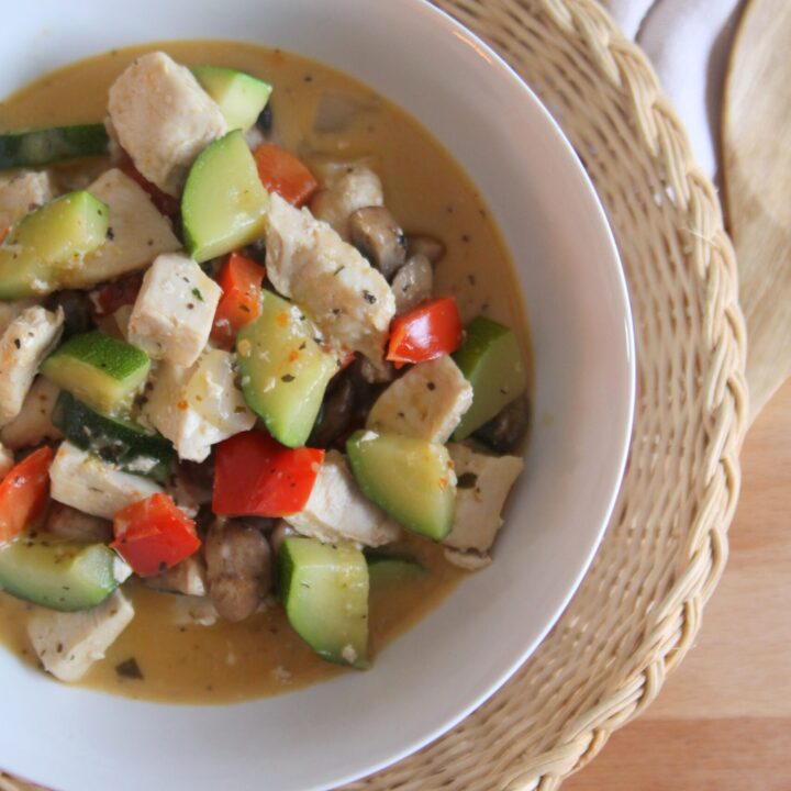 Easy Keto Curry Chicken Recipe