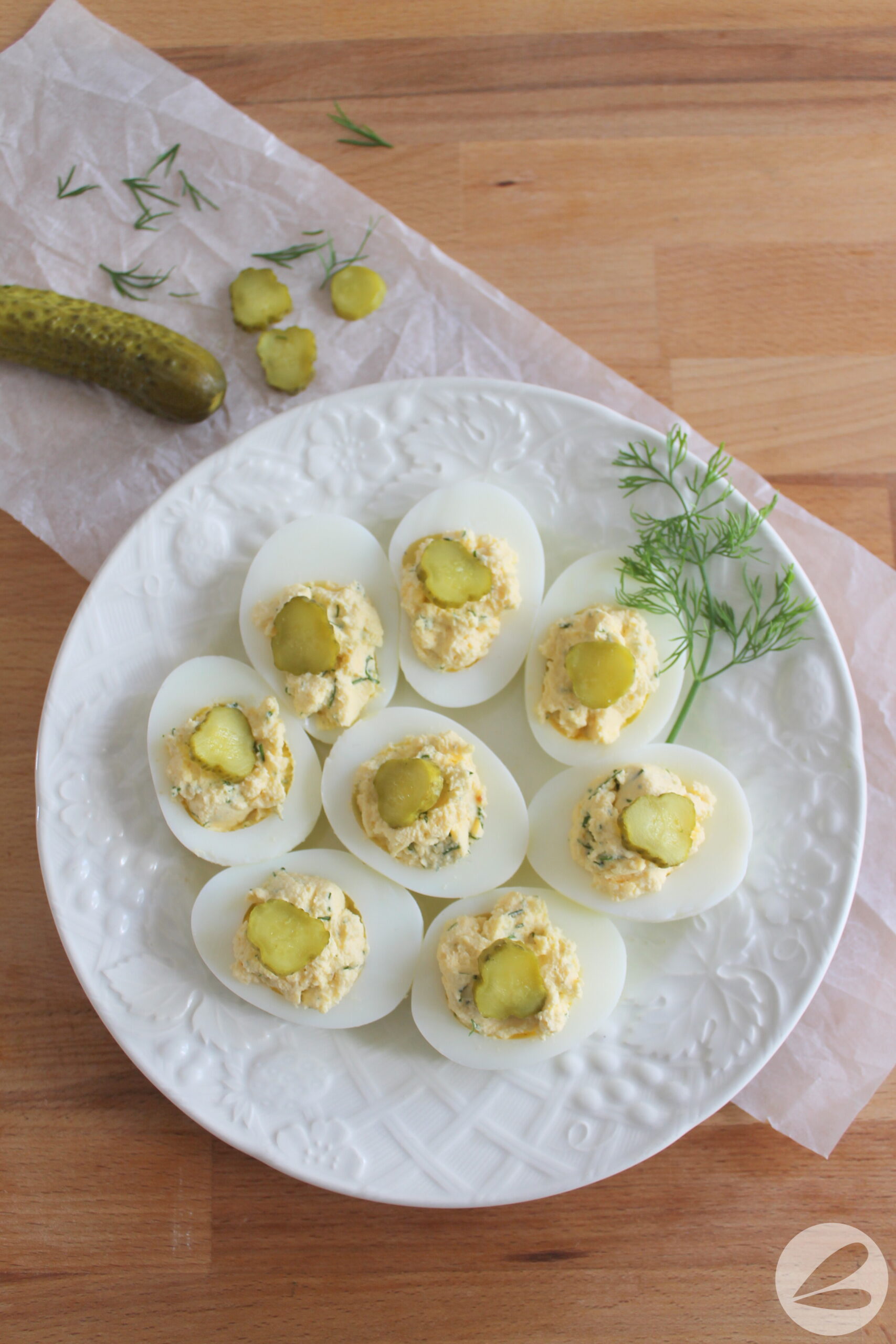 dill pickle devilled eggs recipe