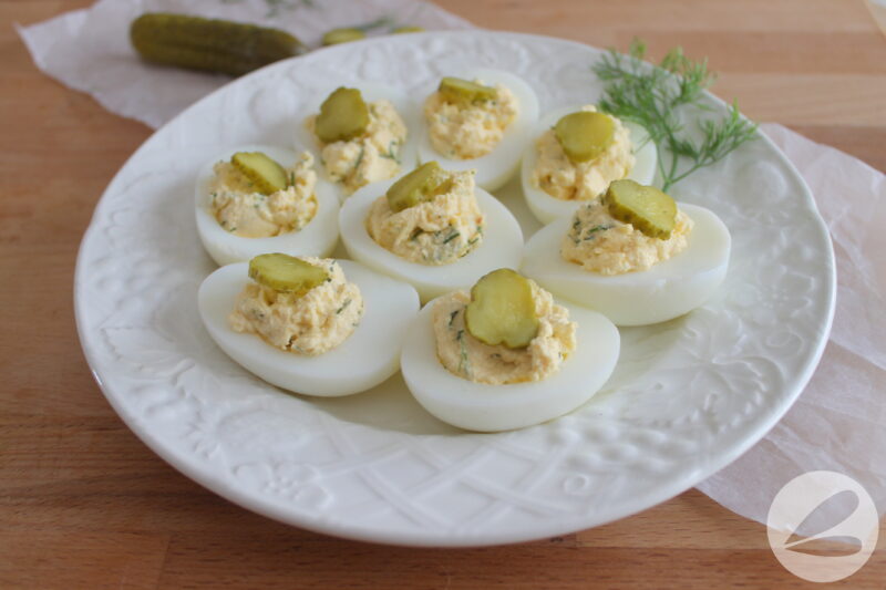 dill pickle devilled eggs recipe