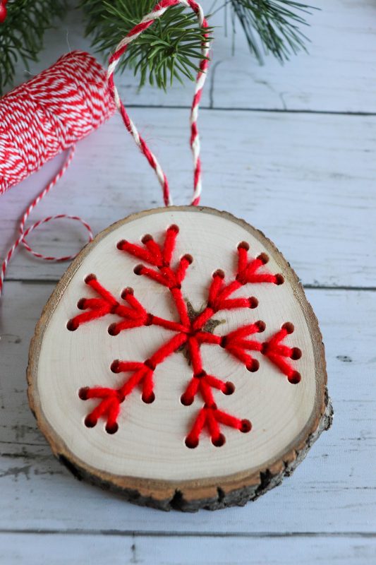yarn snowflake ornament craft
