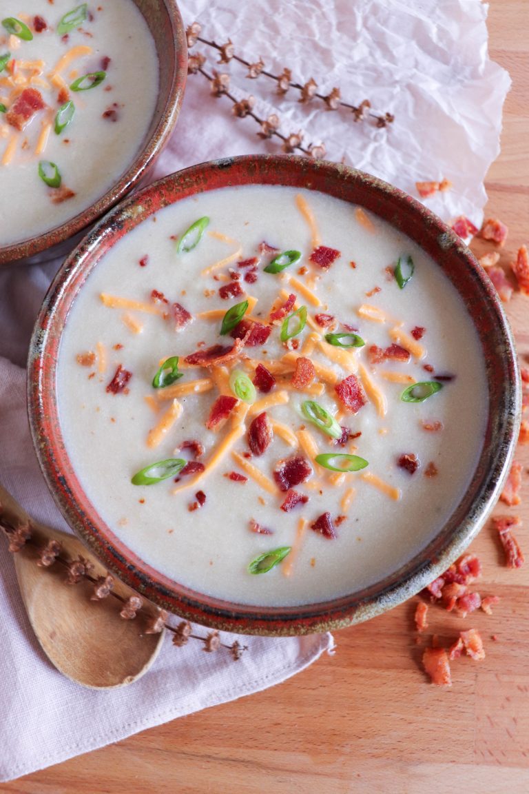 Keto Creamy Cauliflower Soup Recipe