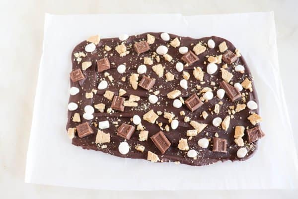The Best S'mores Bark Process