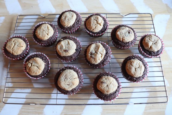 Keto Chocolate Cookie Cupcakes