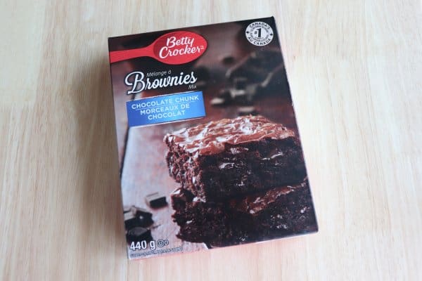 Chocolate Chip Oreo Brownie Bars Ingredients