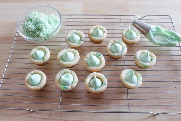 Easter Sugar Cookie Cups Process