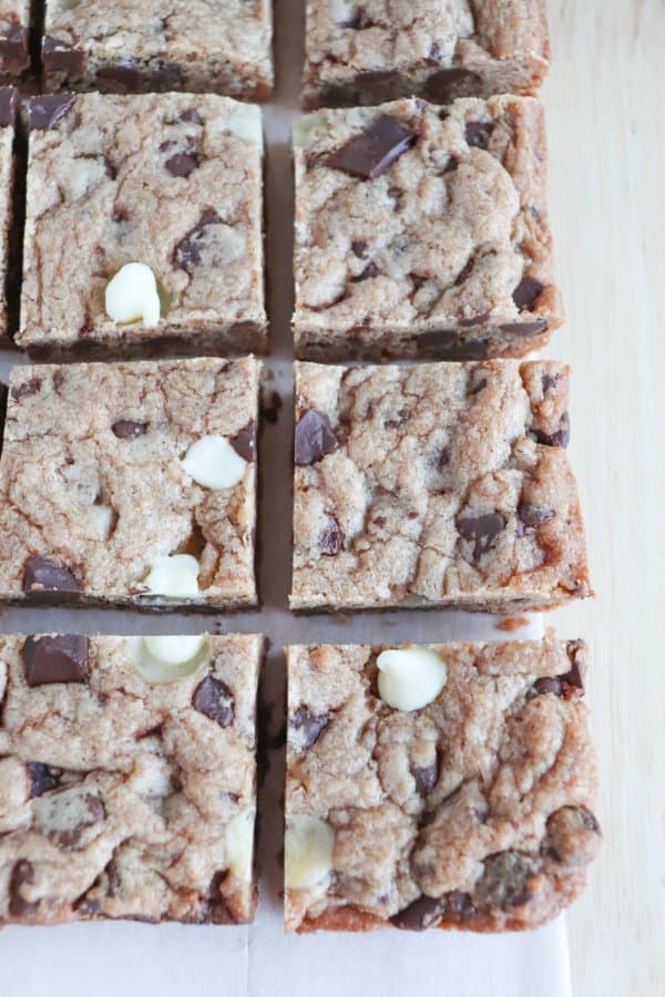 The Best Chocolate Chip Bars