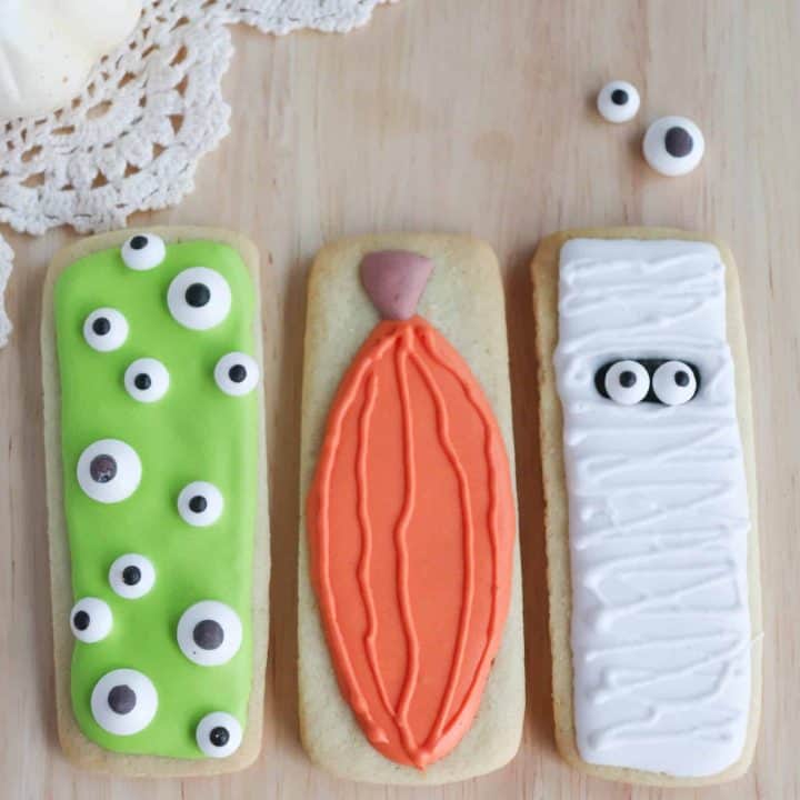 Halloween Sugar Cookies with Printable Gift Tags