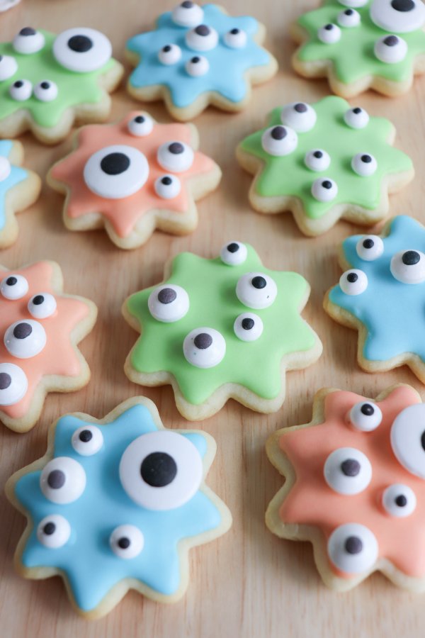 Monster Sugar Cookies with Printable Gift Tags