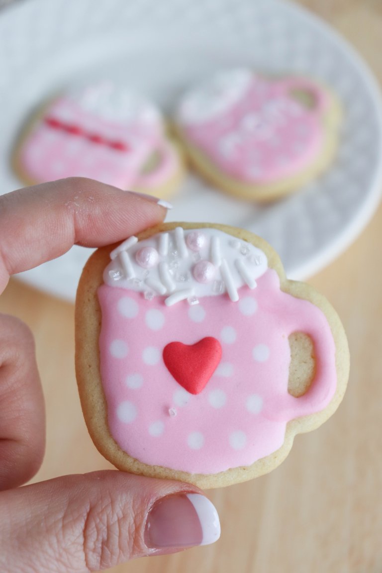 Mother’s Day Sugar Cookies with Printable Gift Tag