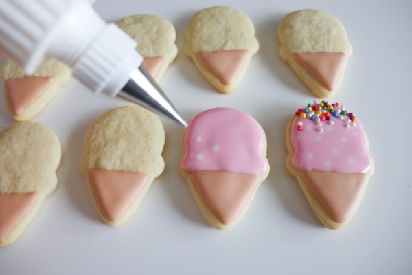 Ice Cream Cone Sugar Cookie Process