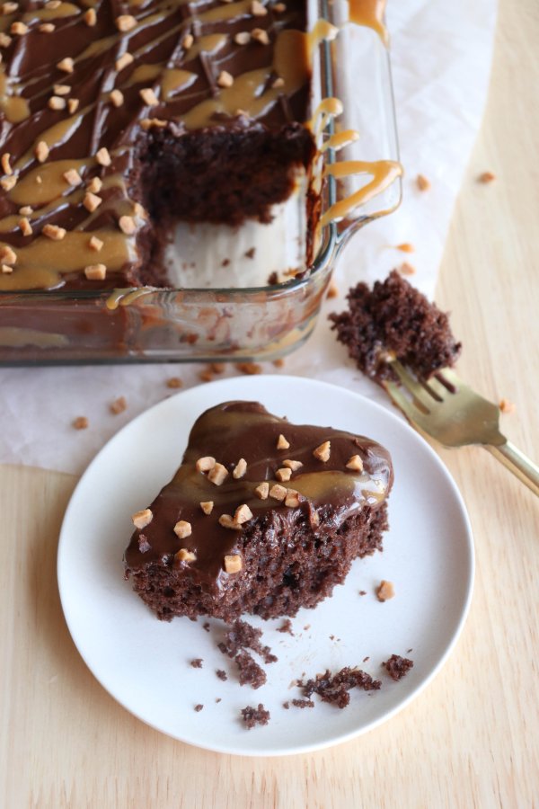 Chocolate Caramel Poke Cake Recipe