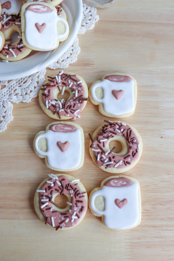Coffee & Donut Sugar Cookies with Printable Gift Tag