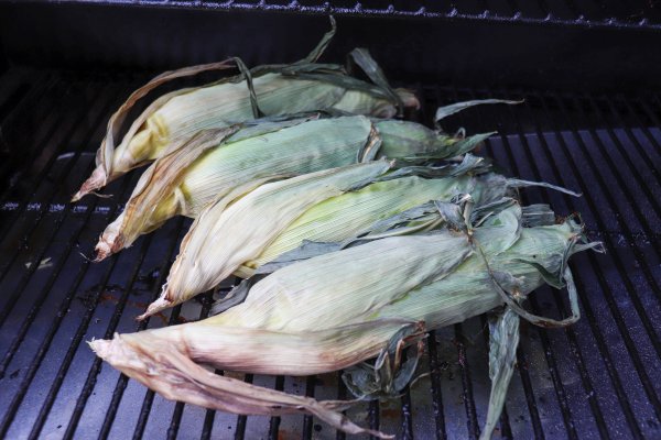 Grilled Corn in the Husk Process