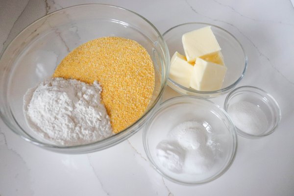 Southern Cornbread Ingredients
