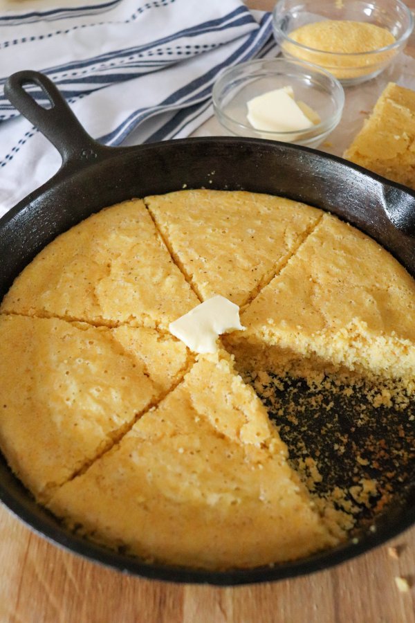 The Best Southern Cornbread Recipe