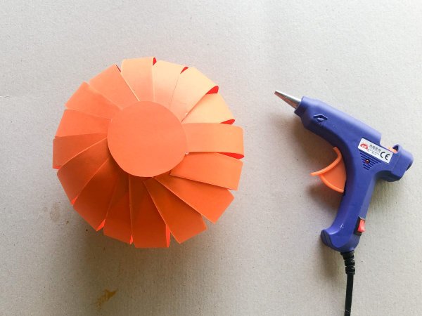 Paper Pumpkin Craft Process