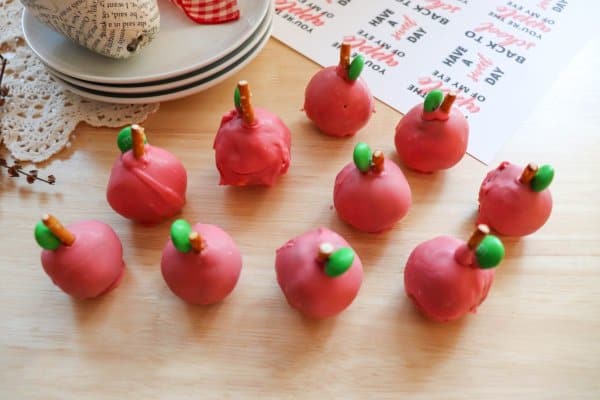 Apple Oreo Cake Balls Recipe