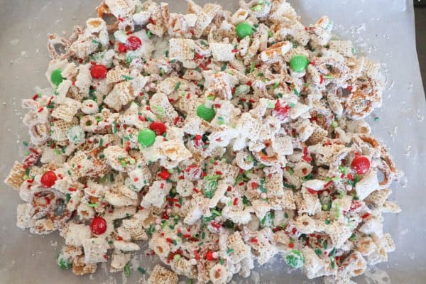 Christmas Reindeer Food Chex Mix Recipe
