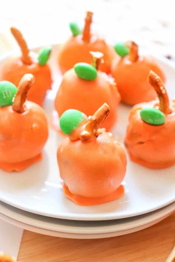 Pumpkin Oreo Cake Ball Recipe