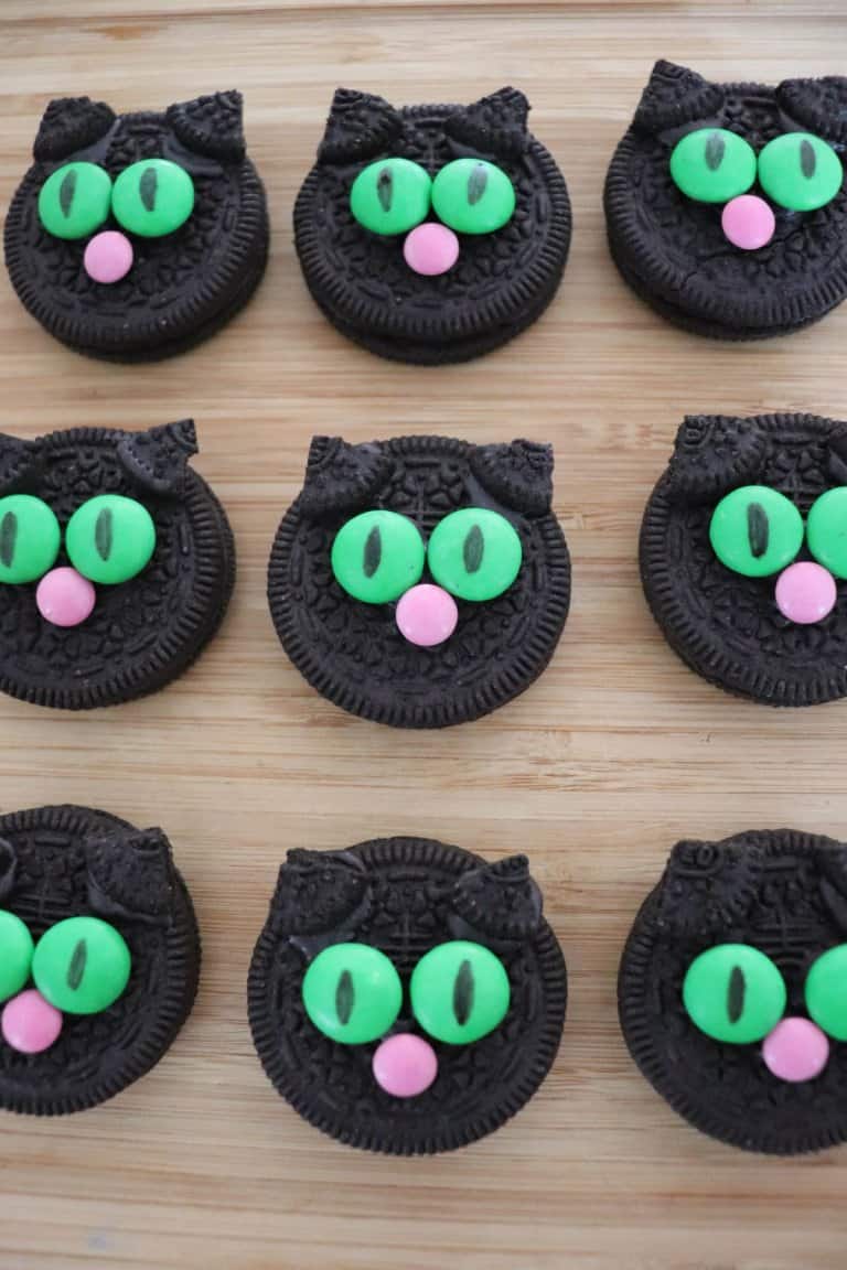 Hocus Pocus Oreo Black Cat Cookies
