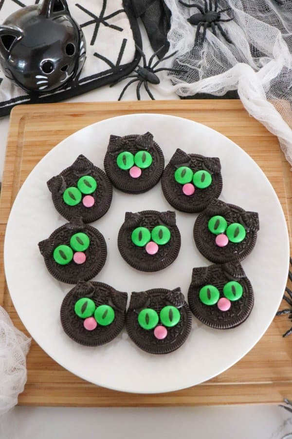 Hocus Pocus Black Cat Cookies