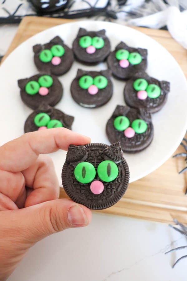 Hocus Pocus Black Cat Cookies