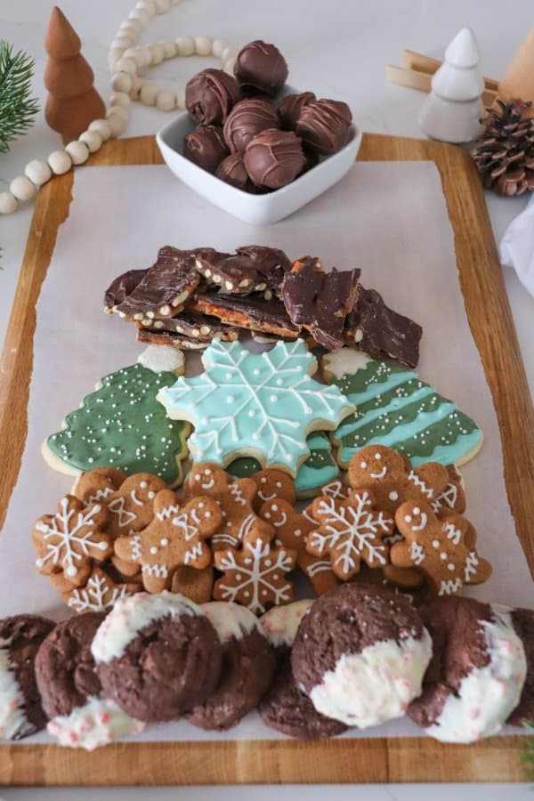 Christmas Dessert Charcuterie Board Process