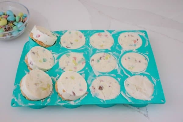 Easter Mini Cheesecake Process