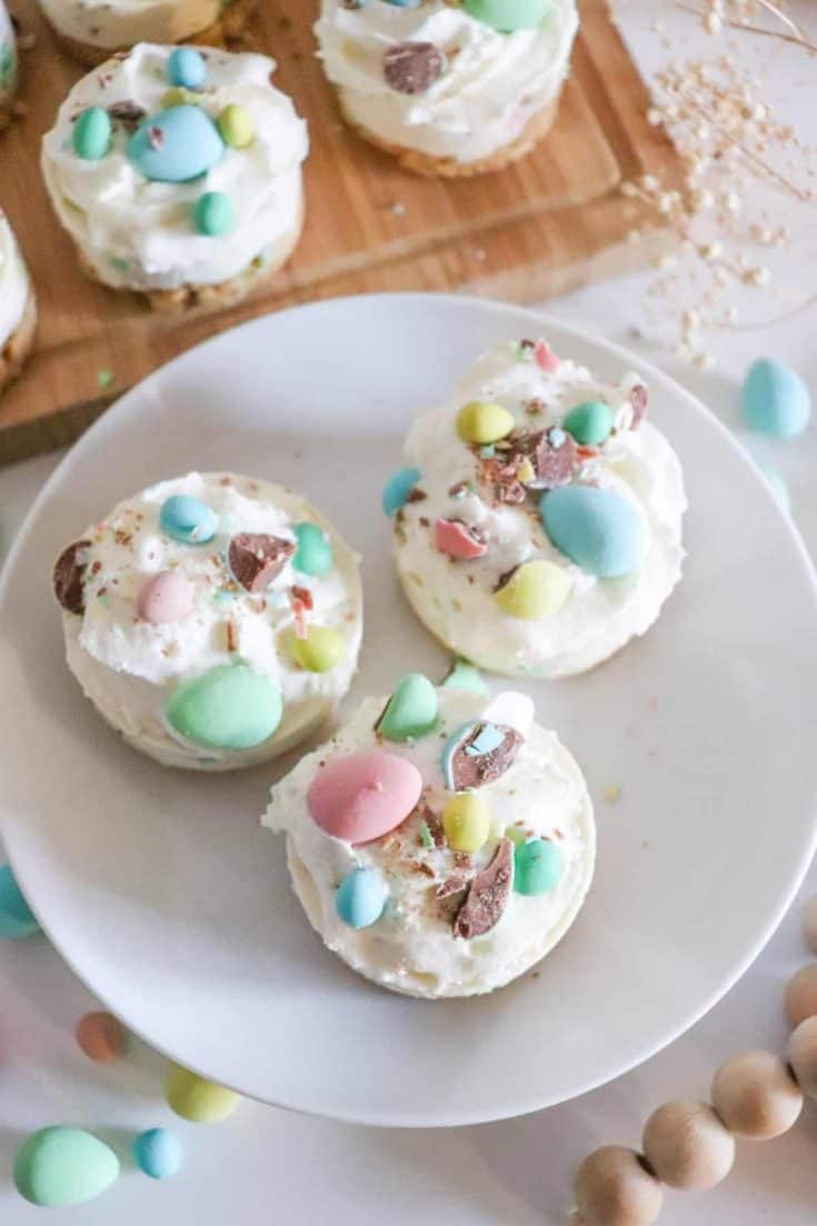 No Bake Mini Easter Cheesecakes - Homemade Heather