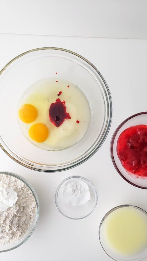 Strawberry Cake Process