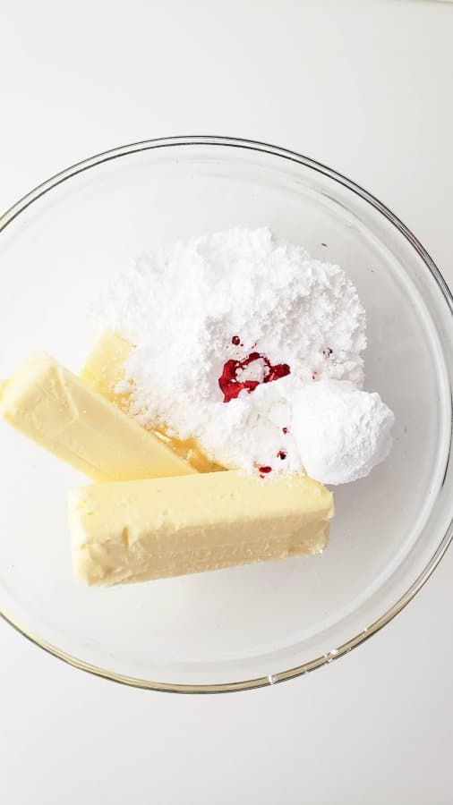 Strawberry Cake Process