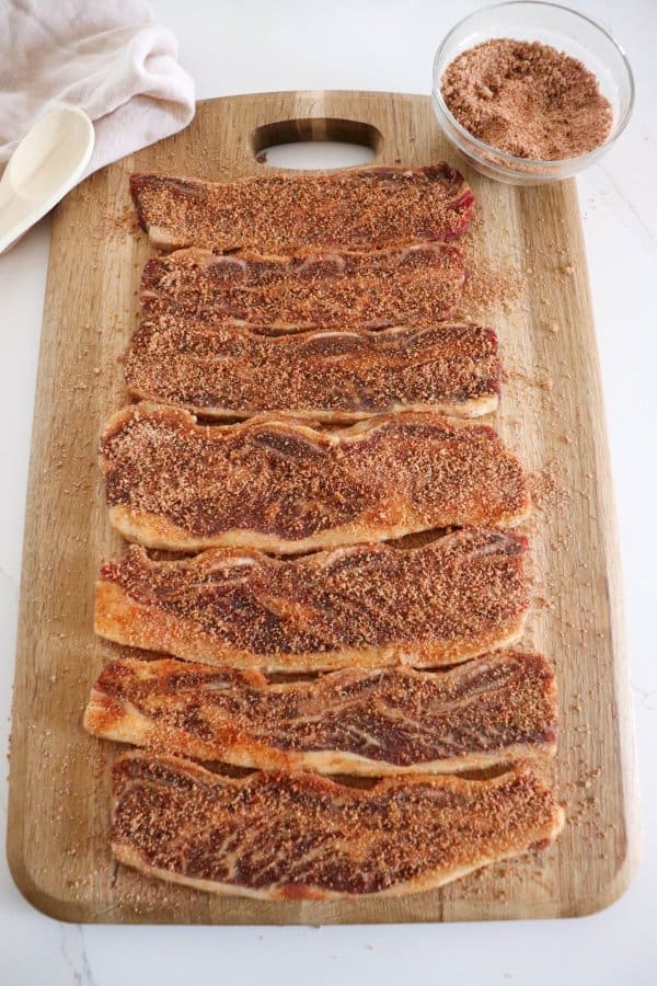 Short ribs are covered in a dry rub recipe.