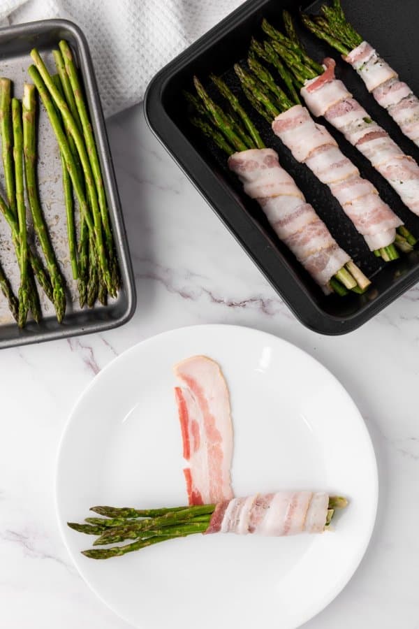 Bacon wrapped asparagus process