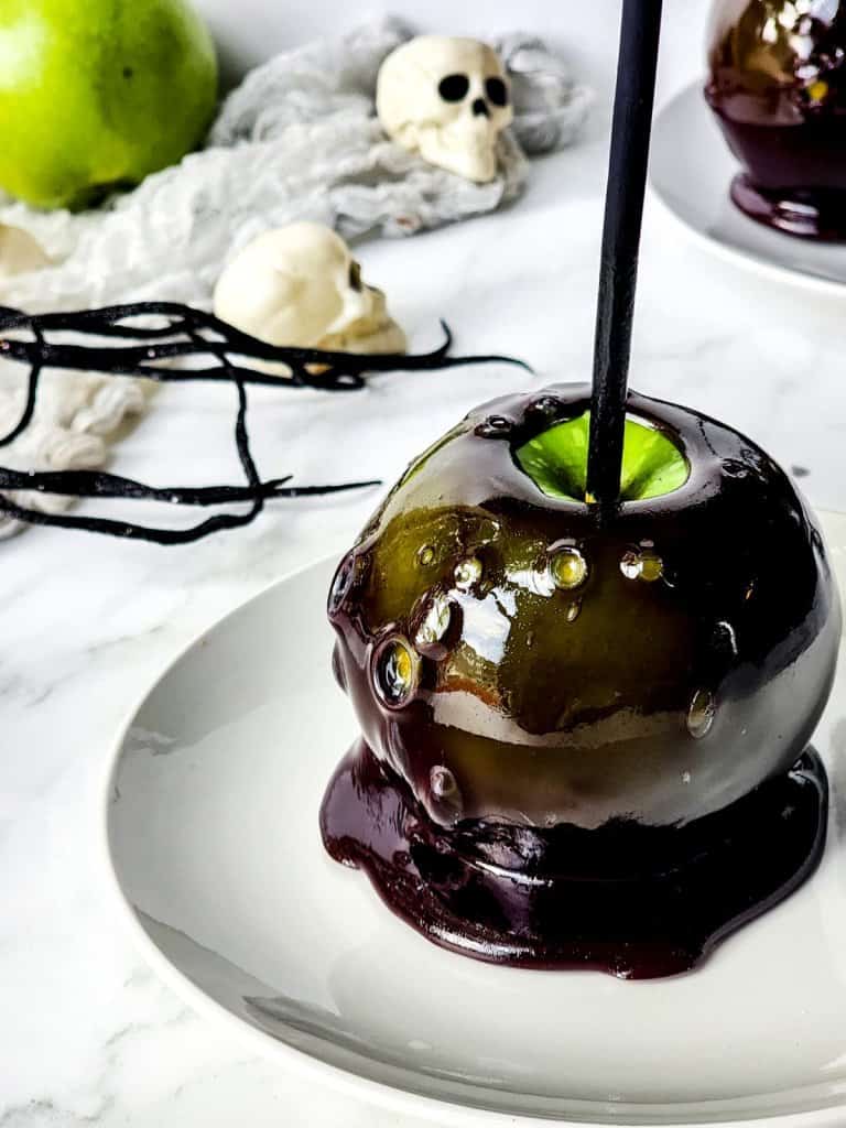 Easy Halloween Candy Apples (Poison Apples)
