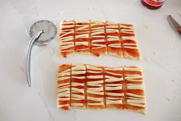 Mummy pie dough process