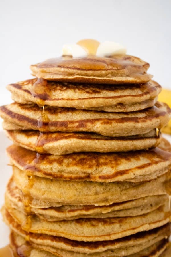Banana Oat Blender Pancakes