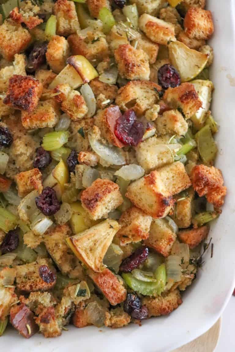 The Best Apple Cranberry Stuffing Recipe