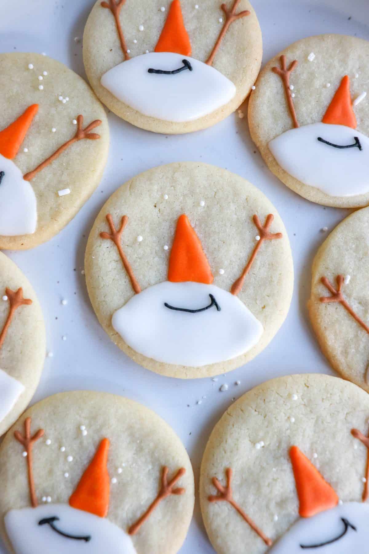 Easy Snowman Cookie Decorating