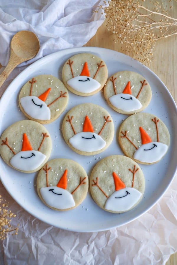 Easy Snowman Cookie Decorating 