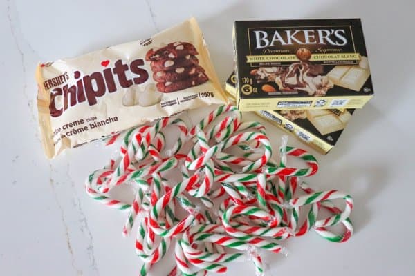 White chocolate bark and mini candy canes in a white counter.