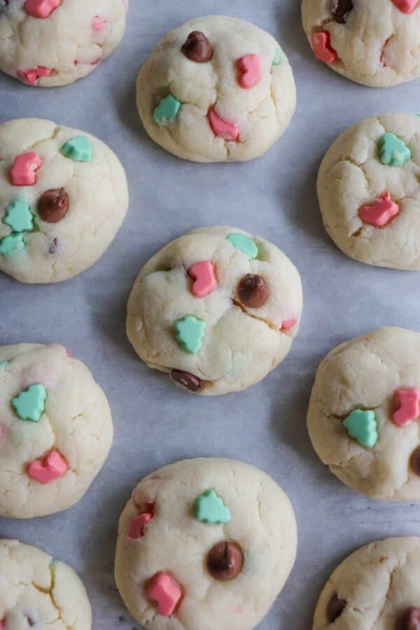 Christmas Cake Mix Cookies