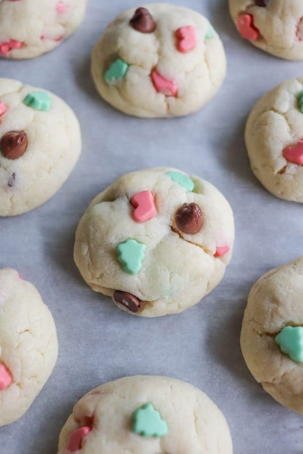 Christmas Cake Mix Cookies