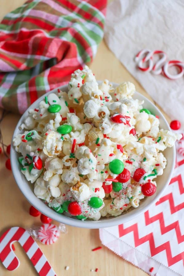 White Chocolate Christmas Popcorn Recipe