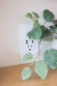 Airbnb Charger