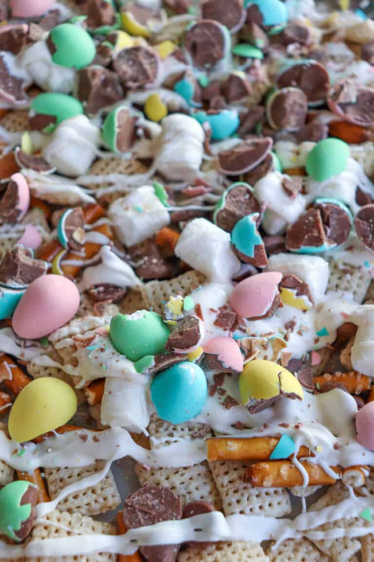 Easy Easter Snack Mix Recipe (Bunny Bait)
